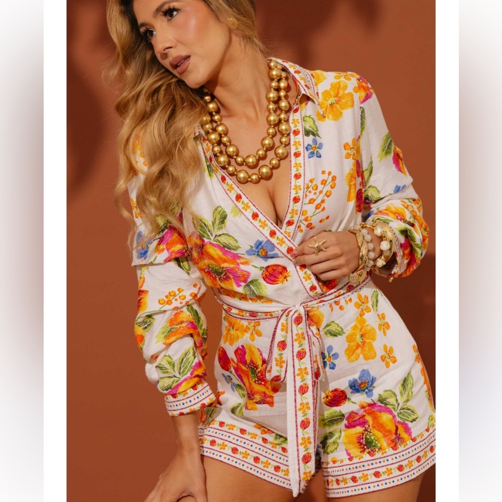 Milk & Honey Rayon Floral Print Ruched 3/4 Sleeve Romper NWT